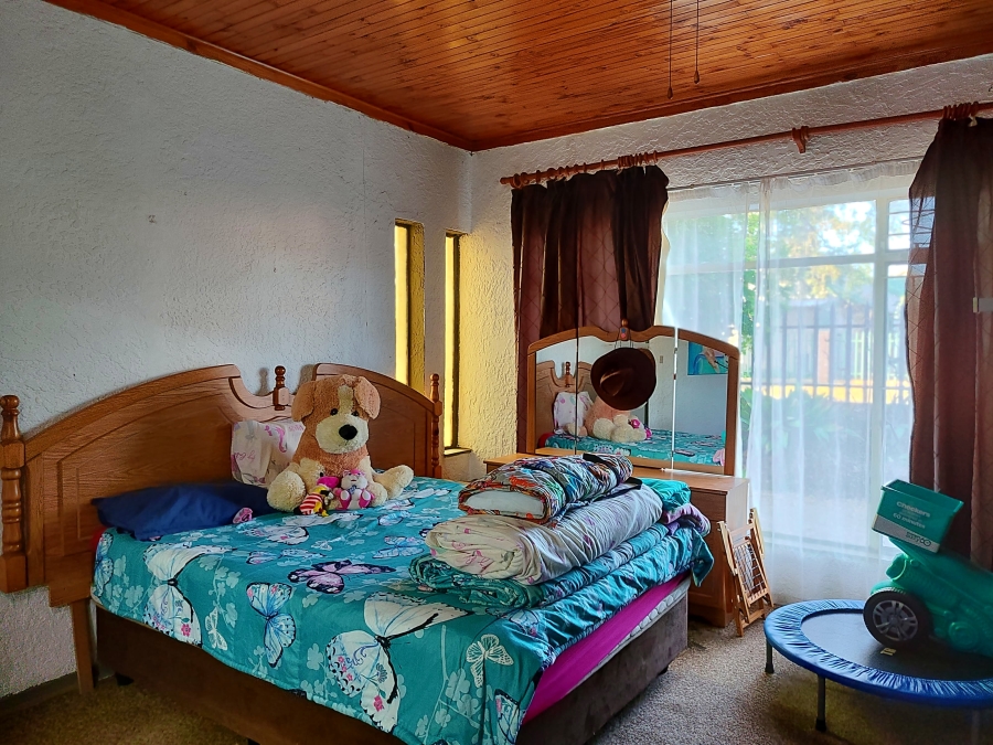 4 Bedroom Property for Sale in Stilfontein Ext 4 North West